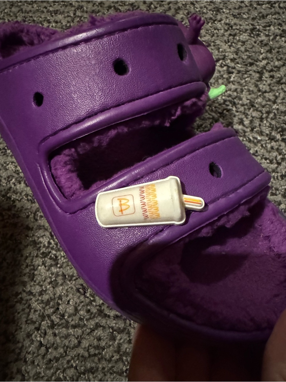 McDonald's x Crocs Classic Cozzzy Sandal 'Grimace'. - Picture 5 of 8